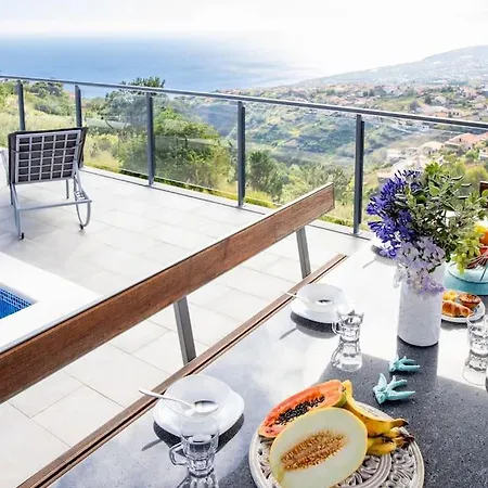 Indigo Arco da Calheta (Madeira)