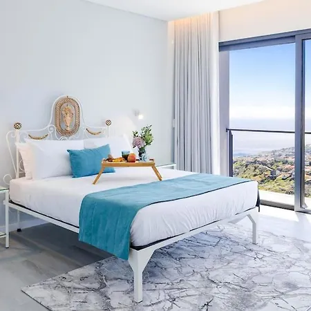 Indigo Arco da Calheta (Madeira)